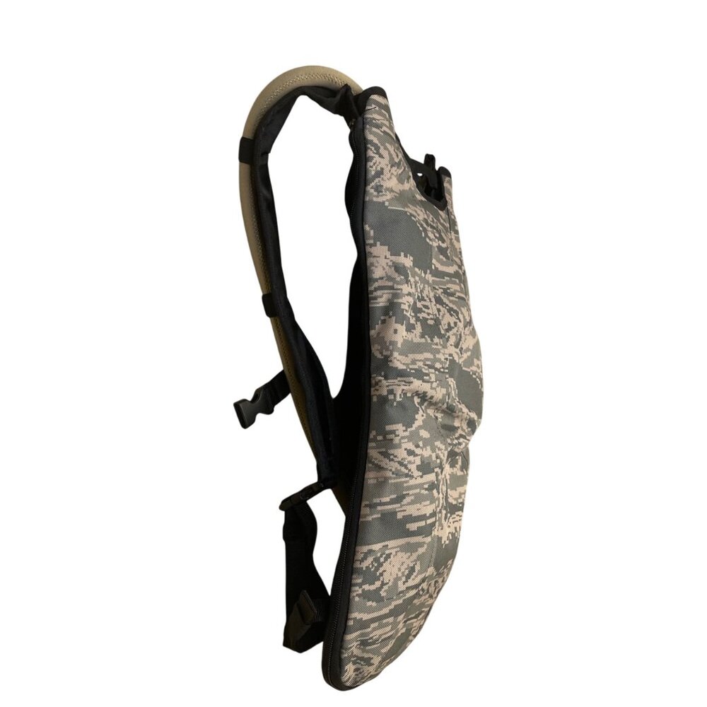 Code Alpha 3L ABU Chameleon Nylon Adjustable Strap Hydrapak Hydration Backpack - Picture 4 of 10